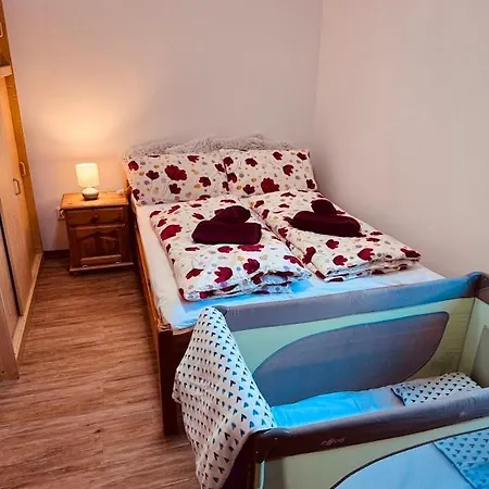Hanacke Apartment